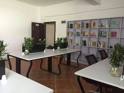 三亞海眾教育咨詢 點亮未來，規劃啟航